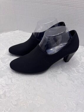 Ecco Size 40 USA 9-9.5 Black Fabric Stretch Pumps Heels  Comfort Shoe